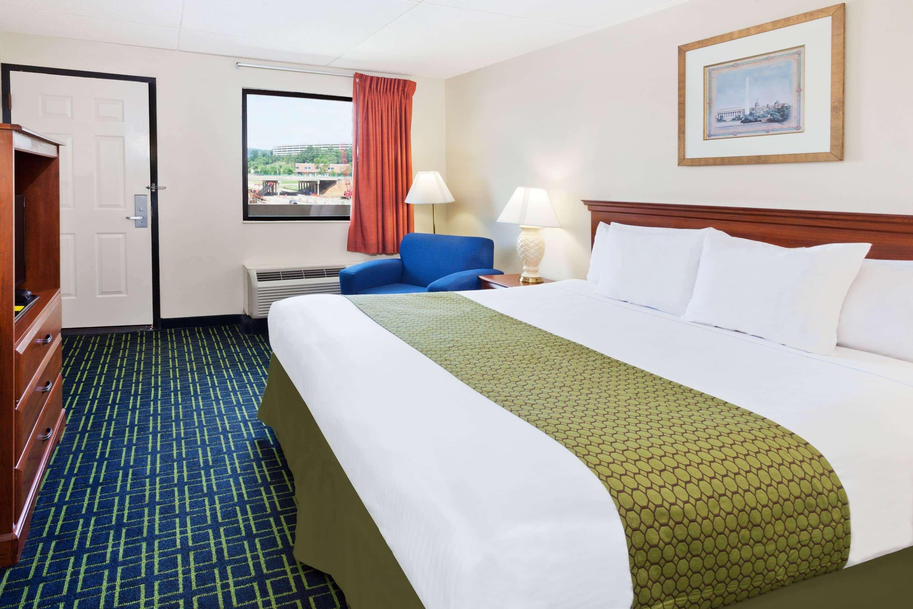Hotel Bo, A Days Inn By Wyndham Chattanooga Downtown Buitenkant foto