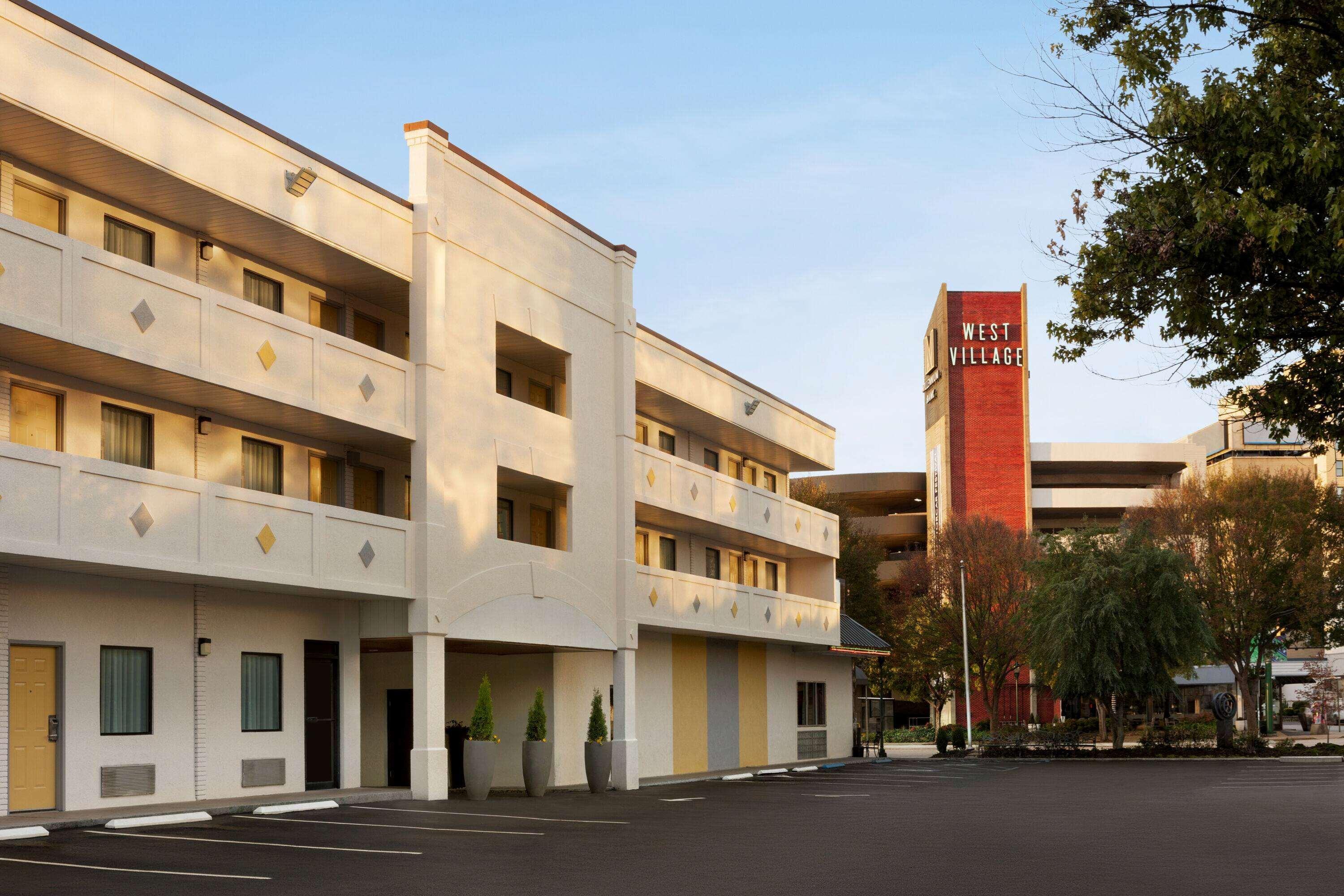 Hotel Bo, A Days Inn By Wyndham Chattanooga Downtown Buitenkant foto