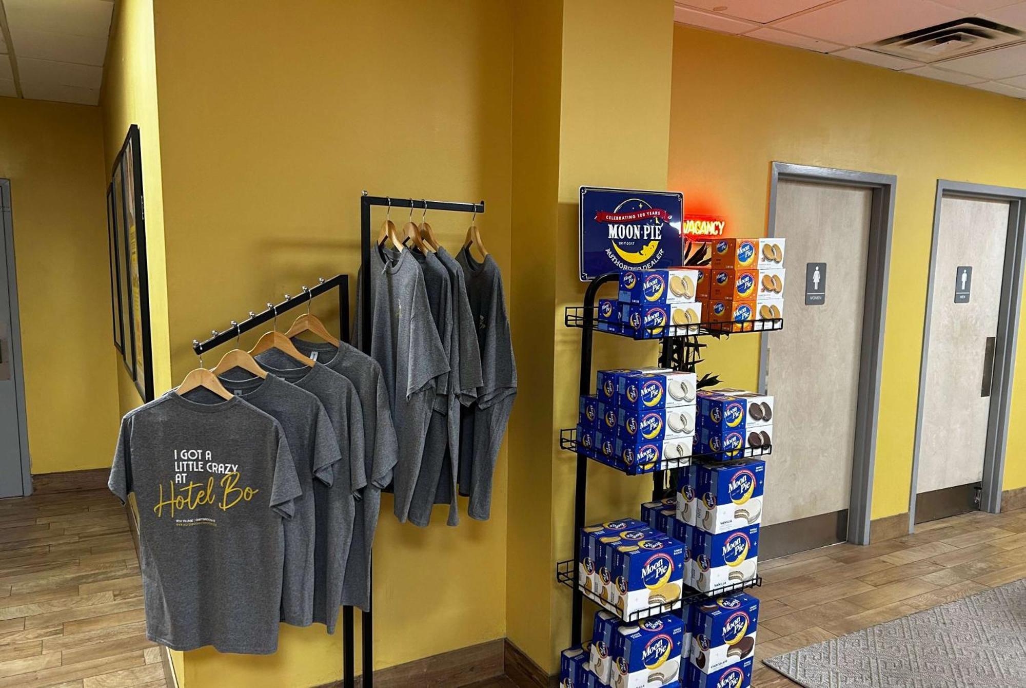 Hotel Bo, A Days Inn By Wyndham Chattanooga Downtown Buitenkant foto